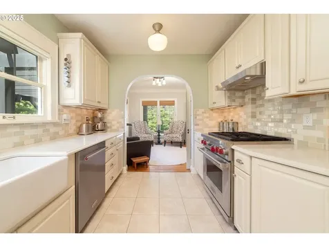 4052 NE 22nd Avenue Portland OR 97212