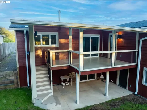 1955 28th Street Coos Bay OR 97420