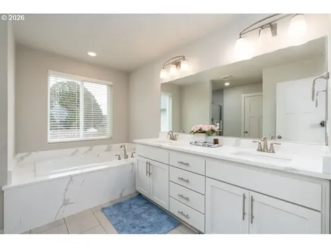 13203 NE 114th Way Brush Prairie WA 98606