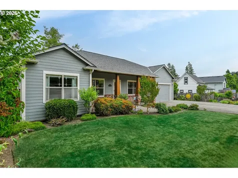 537 E Monroe Street Carlton OR 97111