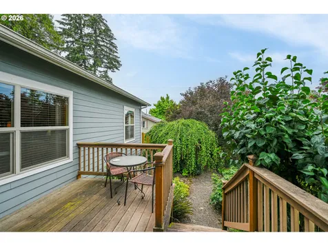 537 E Monroe Street Carlton OR 97111