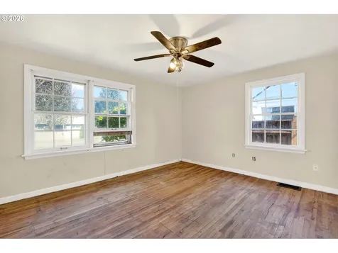 2607 E 26th Street Vancouver WA 98661