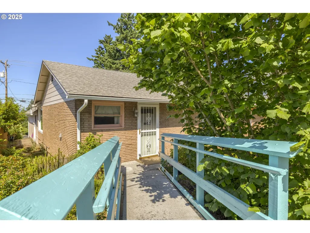 3303 E 11th Street Vancouver WA 98661