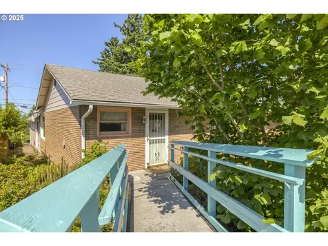 3303 E 11th Street Vancouver WA 98661