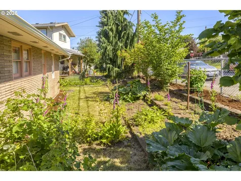 3303 E 11th Street Vancouver WA 98661