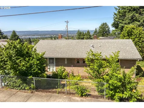 3303 E 11th Street Vancouver WA 98661