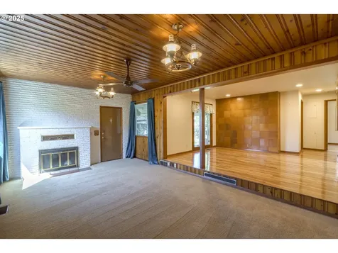 3303 E 11th Street Vancouver WA 98661