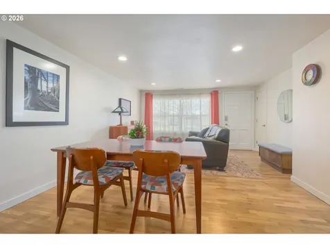 2707 Hilyard Street Eugene OR 97405