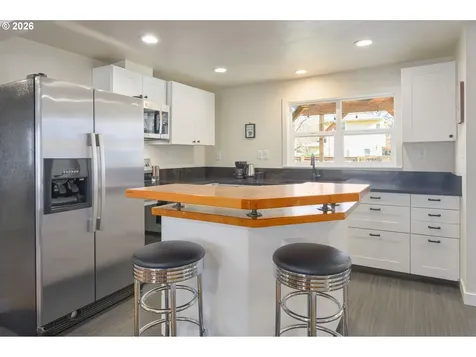 2707 Hilyard Street Eugene OR 97405