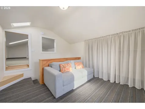 2707 Hilyard Street Eugene OR 97405