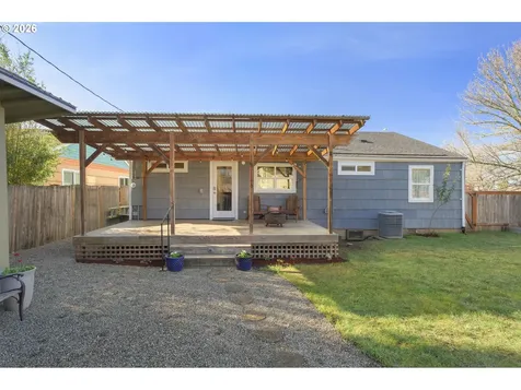 2707 Hilyard Street Eugene OR 97405