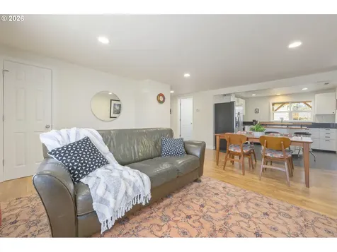 2707 Hilyard Street Eugene OR 97405