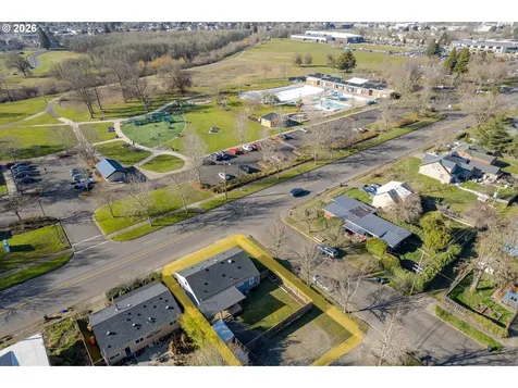 2707 Hilyard Street Eugene OR 97405