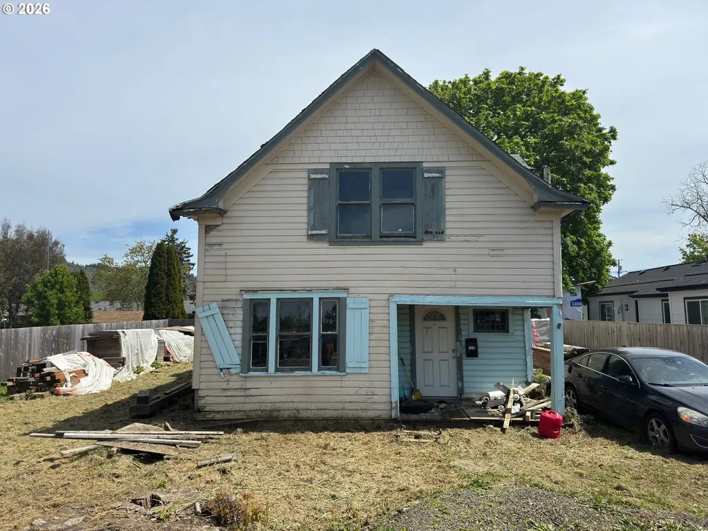 109 S Trade Street Amity OR 97101