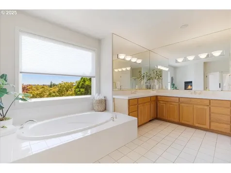 23680 SW Robson Terrace Sherwood OR 97140