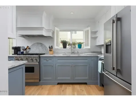 1268 SW Meadow Lane Depoe Bay OR 97341