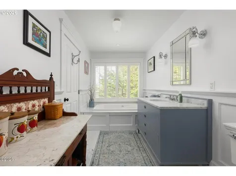 1268 SW Meadow Lane Depoe Bay OR 97341