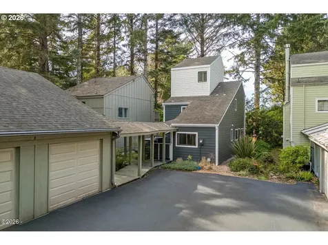 1268 SW Meadow Lane Depoe Bay OR 97341