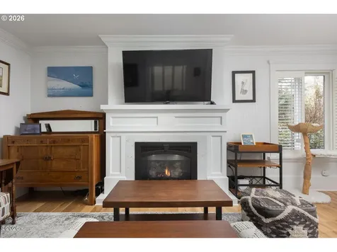1268 SW Meadow Lane Depoe Bay OR 97341
