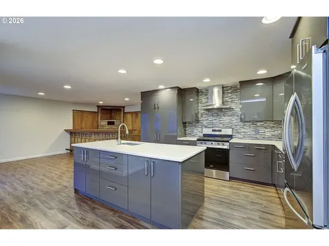 3308 NE 94th Way Vancouver WA 98665