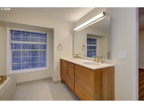 3308 NE 94th Way Vancouver WA 98665