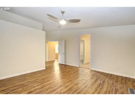 3308 NE 94th Way Vancouver WA 98665