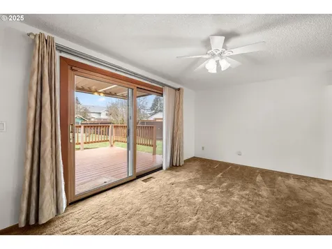615 Cedar Street Fairview OR 97024