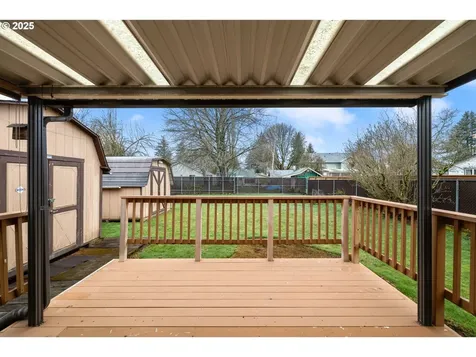 615 Cedar Street Fairview OR 97024