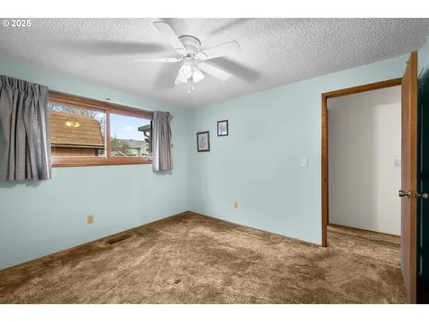 615 Cedar Street Fairview OR 97024