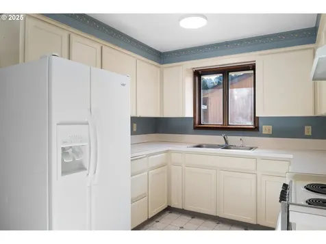 3929 Pine Street Longview WA 98632