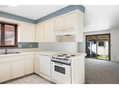 3929 Pine Street Longview WA 98632