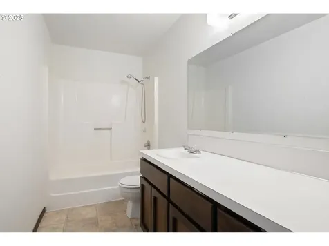 3929 Pine Street Longview WA 98632