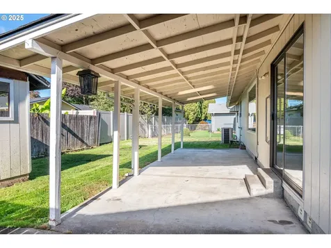 3929 Pine Street Longview WA 98632