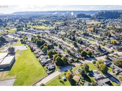3929 Pine Street Longview WA 98632
