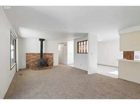 3929 Pine Street Longview WA 98632