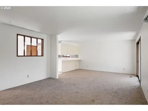 3929 Pine Street Longview WA 98632