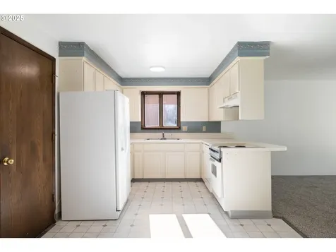 3929 Pine Street Longview WA 98632