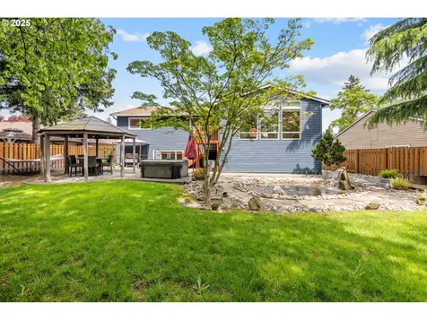 4032 NE Meadow Lane Hillsboro OR 97124