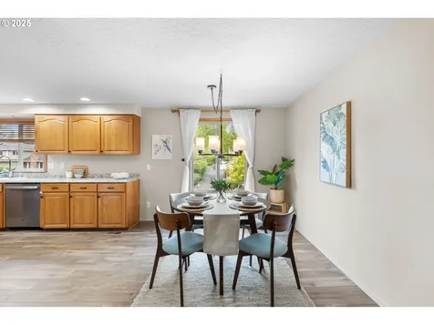 4032 NE Meadow Lane Hillsboro OR 97124