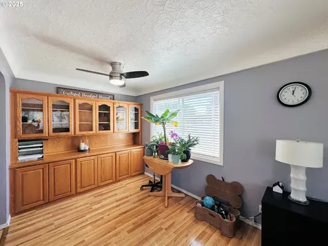 2036 30th Avenue Longview WA 98632