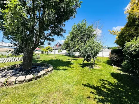 2036 30th Avenue Longview WA 98632