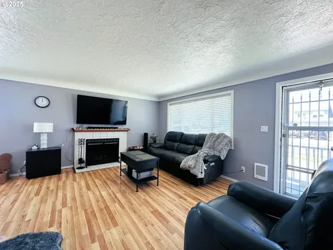 2036 30th Avenue Longview WA 98632