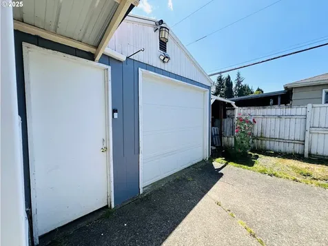 2036 30th Avenue Longview WA 98632