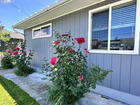2036 30th Avenue Longview WA 98632