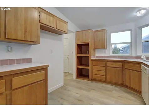 10400 NE 72nd Avenue Vancouver WA 98686