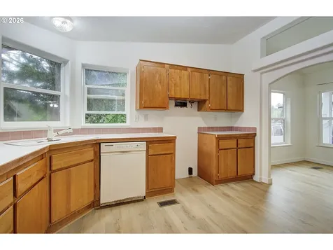 10400 NE 72nd Avenue Vancouver WA 98686