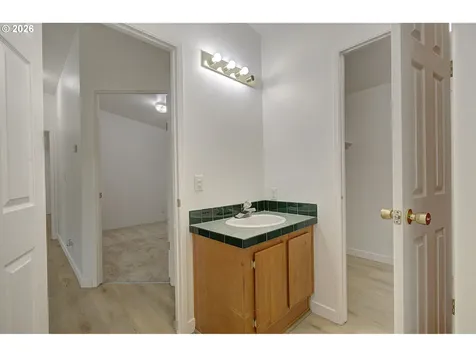 10400 NE 72nd Avenue Vancouver WA 98686