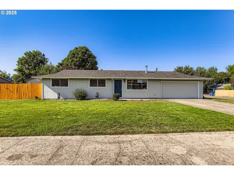 22609 NE Hancock Street Fairview OR 97024