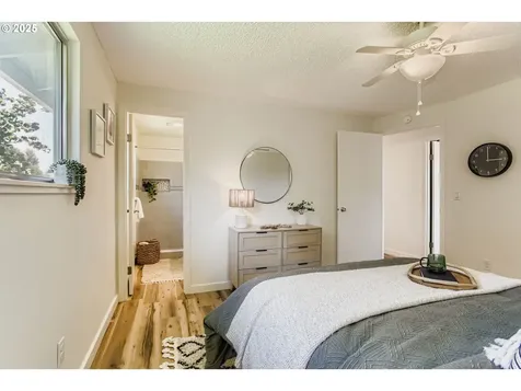 22609 NE Hancock Street Fairview OR 97024