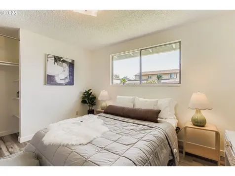 22609 NE Hancock Street Fairview OR 97024